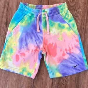 Nike Tie-Dye Sportswear Club Fleece